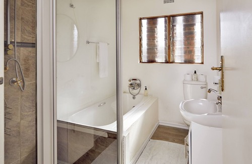 Bluff House | Garvies Surf House
