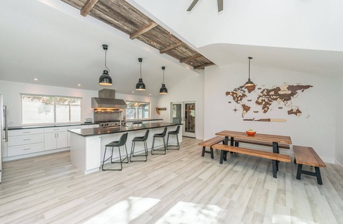 Graton House | Gated 5BR Wine Country Compound w/Guest House - Walk to Downtown Graton