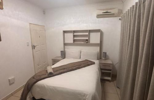 Kareeberg House | Geelhout Guesthouse
