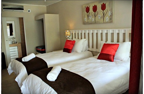 Tzaneen Cabin | Georges Valley Lodge