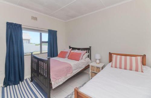 L'Agulhas House | Georgie
