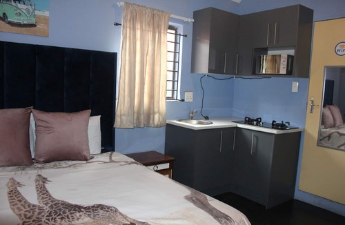 Germiston House | Germiston Destiny GuesthousennWe are ready to meet your needs.