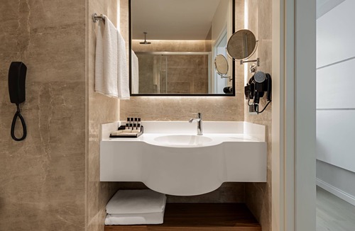 Harbiye Hotel | Gleam Collection Hotel
