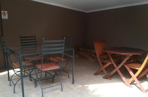Garsfontein House | Glen Marion Guest House