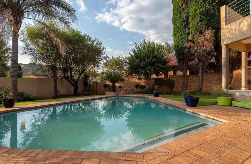 Kareeberg Apartment | Global Properties