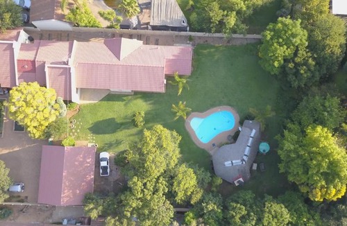 Riebeeckstad House | Gluckman Drive Guesthouse