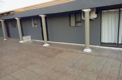 Taung Station Bed & Breakfast | Godmill guesthouse Taung