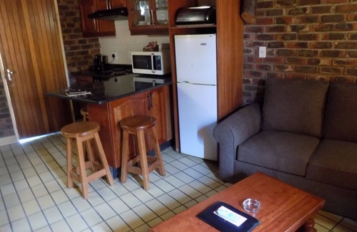 Pilanesberg National Park Cabin | Golden Leopard Resorts - Manyane Resort