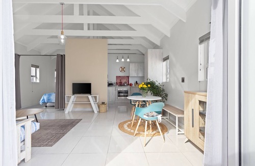 Cape West Coast Apartment | Golden Mile 104 - Studio Apartment, Sleeps 2
