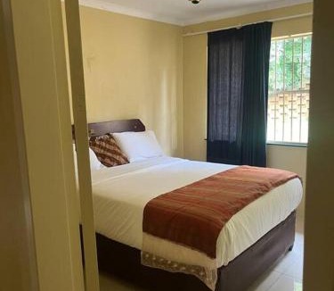 Garsfontein House | Goldpot Garsfontein 6 minutes away from SunBet Arena at Time Square Casino