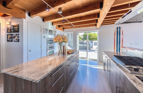 Bodega Bay House | Golf, Waves, & Seals! Bodega Bay Personal Resort! Ocean Vibes! HtTb~Sea Casa