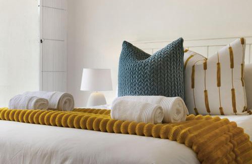 Gordons Bay Central Apartment | Gordonia 10 by HostAgents