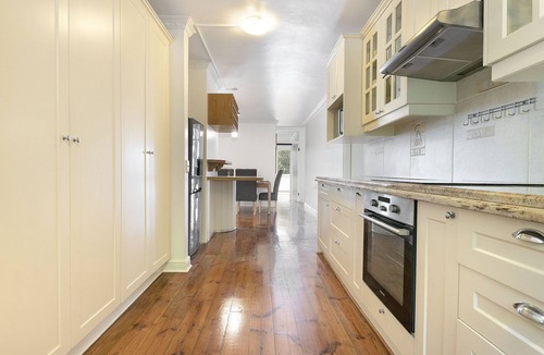 Gordon's Bay Apartment | Gordonia 10 - Three Bedroom Apartment, Sleeps 6