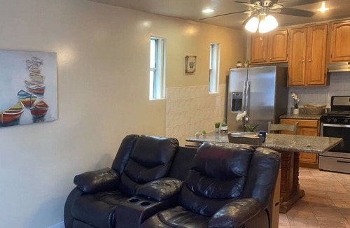 Daly City House | Gorgeous 2 bedroom house 5 min to Daly City BART