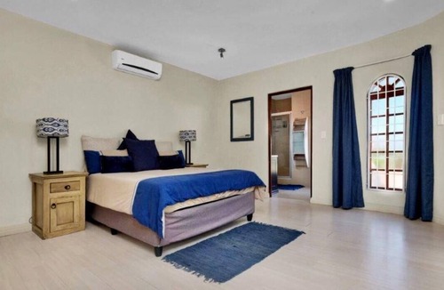 Greater Johannesburg Metropolitan Area House | Gorgeous 4 Bedroom Home in Heart of Sandton! Shosha Properties