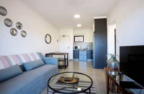 Ballito Apartment | Gorgeous Ballito One Bedroom apartment