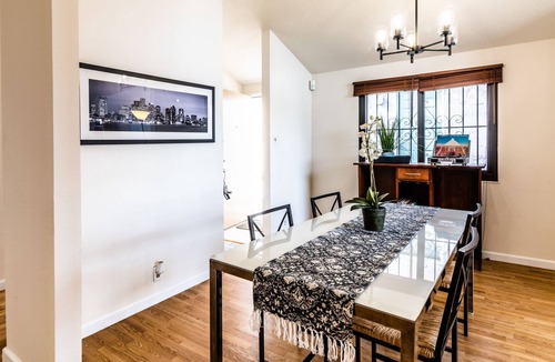 Serramonte House | Gorgeous Bay Views Close to SFO and San Francisco (pet-friendly!)