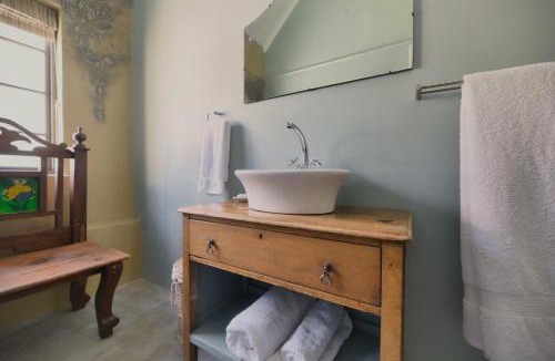 Bredasdorp House | Grace Courtyard Cottage
