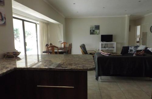 Still Bay House | Grace Holiday Home