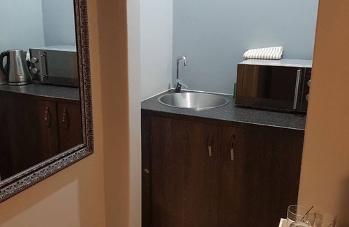 Potchefstroom Bed & Breakfast | Graceland Guest House
