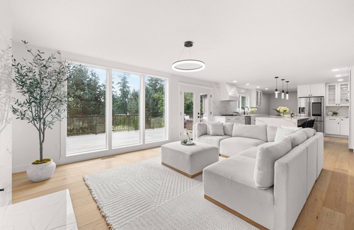 Gresham Villa | Grand 7BR Estate with Pool, Hot Tub, Sauna, Gym & Billiard