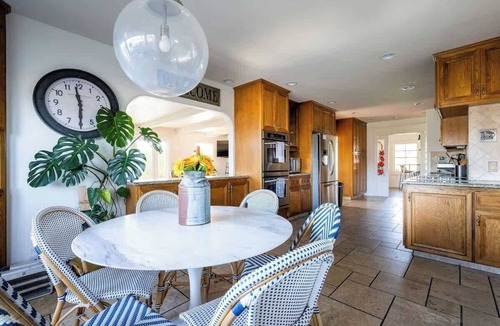 San Martin House | Grand FarmHouse with Hot Tub & Pool!