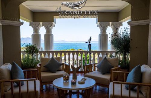 Westcliff Hotel | Grand Lux Boutique Manor