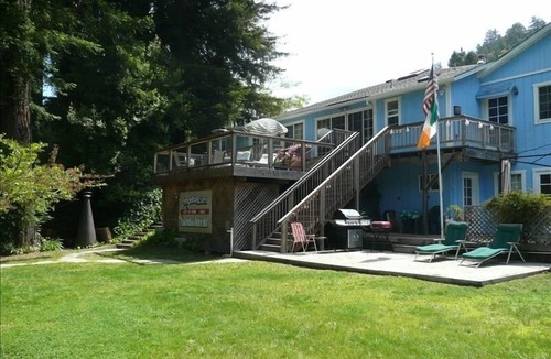 Northwood House | Grandma's House: Riverfront, Gorgeous View, Beach/Swimming/Canoeing Dog Friendly
