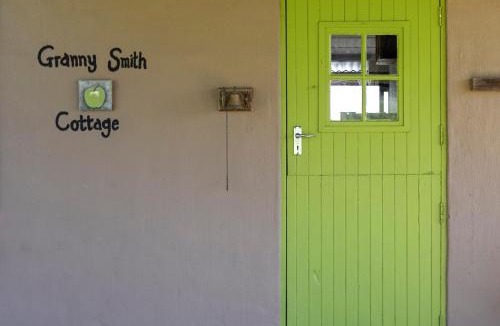 Kwa Sani House | Granny Smith Cottage