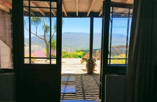 Fish Hoek Bed & Breakfast | Great views from your own private entrance - Fish Hoek