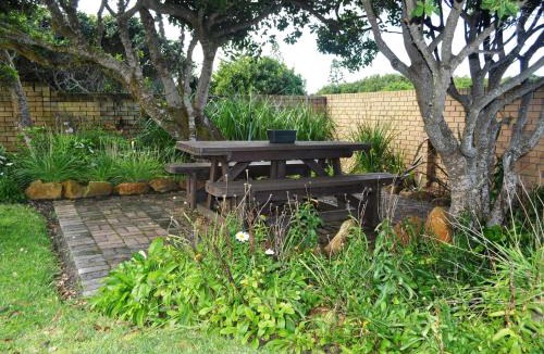 Van Dyks Bay Apartment | Great White Accommodation
