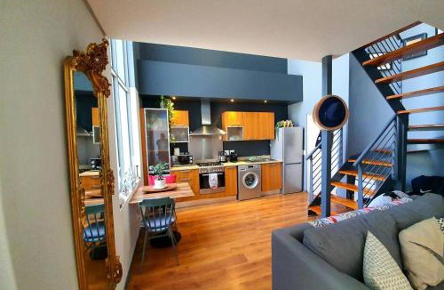 Cape Town City Centre Apartment | Green Market Place