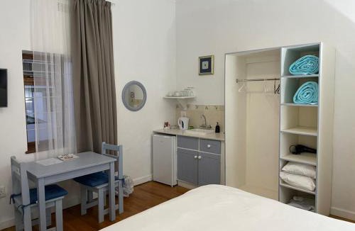 Robertson House | Green Olive Guesthouse