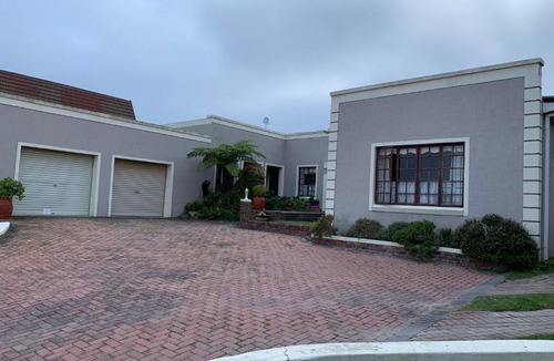 George House | Green Pastures Guesthouse