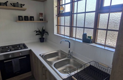 Green Point Condo | Green Point Getaway: for Work, Play & Family Fun in the Trendiest Cape Town Area