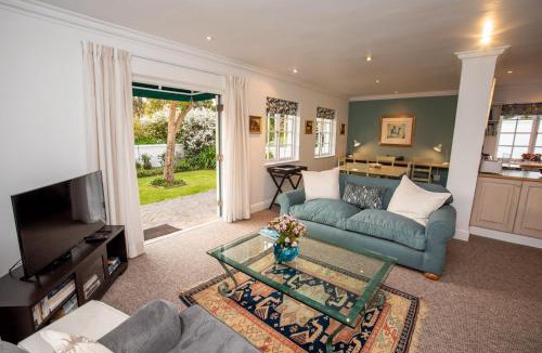 Keurboomstrand House | Greenhill Farm Cape Dutch Cottage Plettenberg Bay - 1 Bedroom Private Cottage