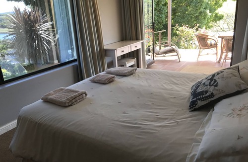 Still Bay House | Ground Floor Unit Waterryk Guest Farm
