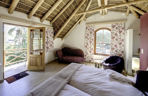 Robertson House | GUBAS DE HOEK meet eat sleep