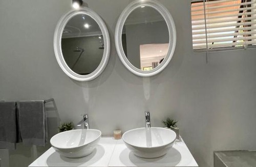 Ballito House | Guest house on Gillian Unit 6