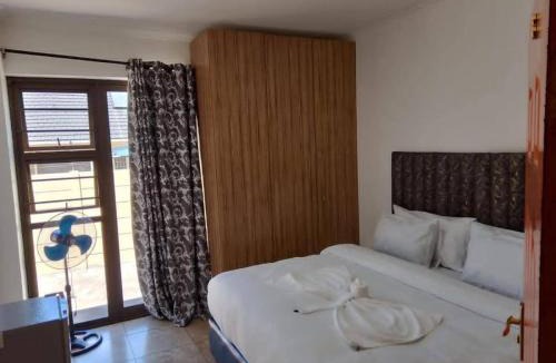 Eikenbosch House | Guest Lodge on 12 Duminy