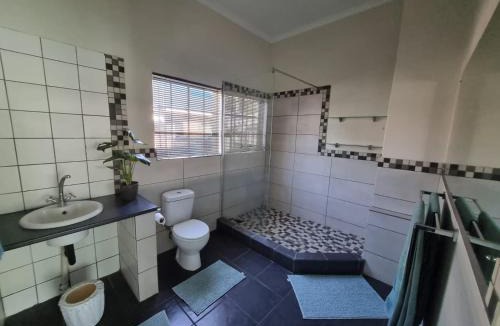 Boksburg Apartment | Guesthouse 71 Sunny Guest Room