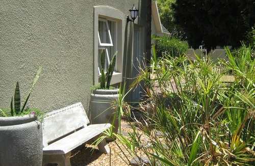 Westridge Apartment | Guesthouse Summerlight - Strelitzia Apartment