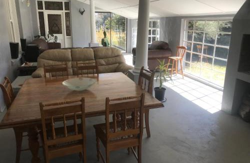 Inkwanca House | Gunsteling