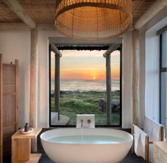 Ngquza Hill Cabin | GweGwe Beach Lodge