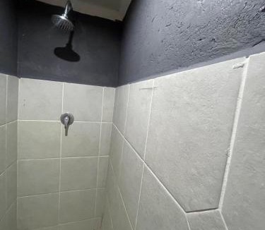 Thohoyandou House | Ha-Dzibs backpackers accommodation