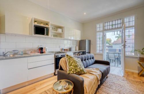 Windermere Apartment | Hampton Collection - Charming 1 or 2 Bedroom Apartment with Pool