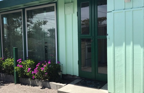 Aptos Cottage | Happy House by the Sea