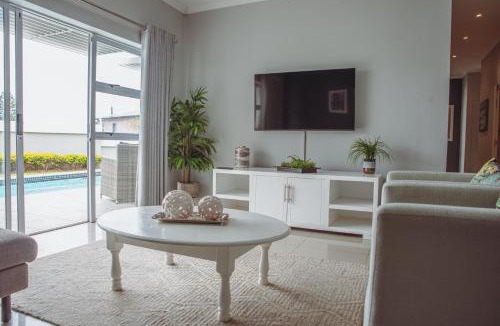 Humewood House | Harbour Cottages, Humewood