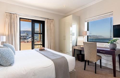 Hermanus City-Centre Hotel | Harbour House Hotel