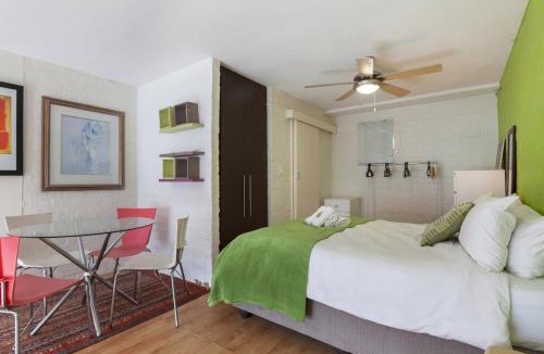 Cape Town City Centre Apartment | Harbour Terrace 14 by CTHA